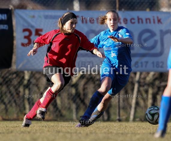 FUSSBALL - Serie B Damen, Unterland Damen vs Brixen OBI (© Dieter Runggaldier)