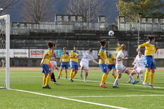 FUSSBALL - Serie A Damen, Südtirol Damen vs Riviera di Romagna (© Dieter Runggaldier)