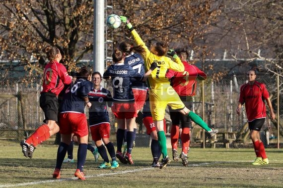 FUSSBALL - Serie B Damen, Unterland Damen vs Orobica (© Dieter Runggaldier)