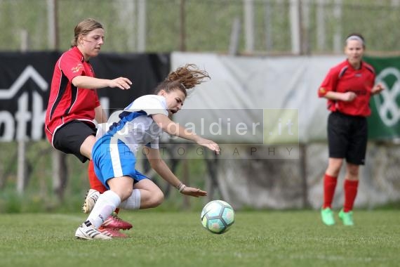 FUSSBALL - Serie B Damen, Unterland Damen vs Azalee (© Dieter Runggaldier)