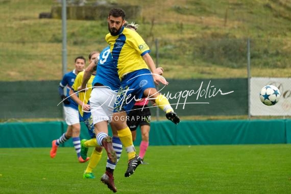Fussball/ 2. Amateurliga: Montan - Auer, 27.10.2018 (© Dieter Runggaldier)