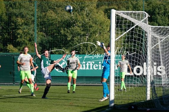 Fussball/ 2. Amateurliga: Girlan - Tscherms Marling, 16.10.2021 (© Dieter Runggaldier)