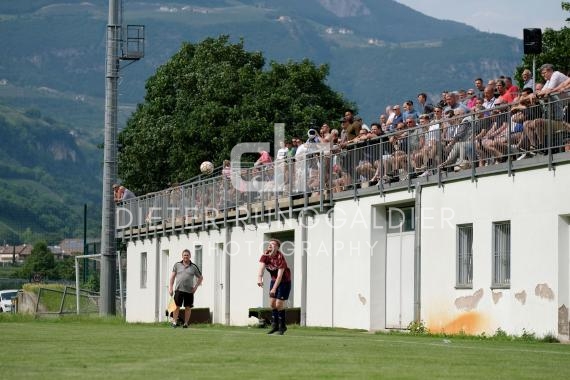 Fussball/ Landesliga: Weinstrasse Süd - St. Martin Moos, 22.05.2022 (© Dieter Runggaldier)
